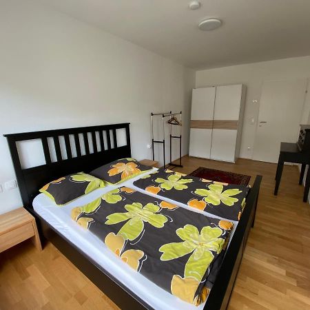 Apartment 9 Stops Away From City-Centre Viena Exterior foto